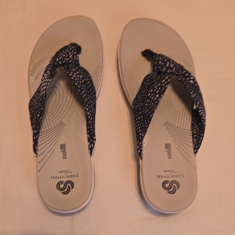Cloudsteppers by Clarks Ladies Size 7 Gray ARLA GIBSON Gray Slip On